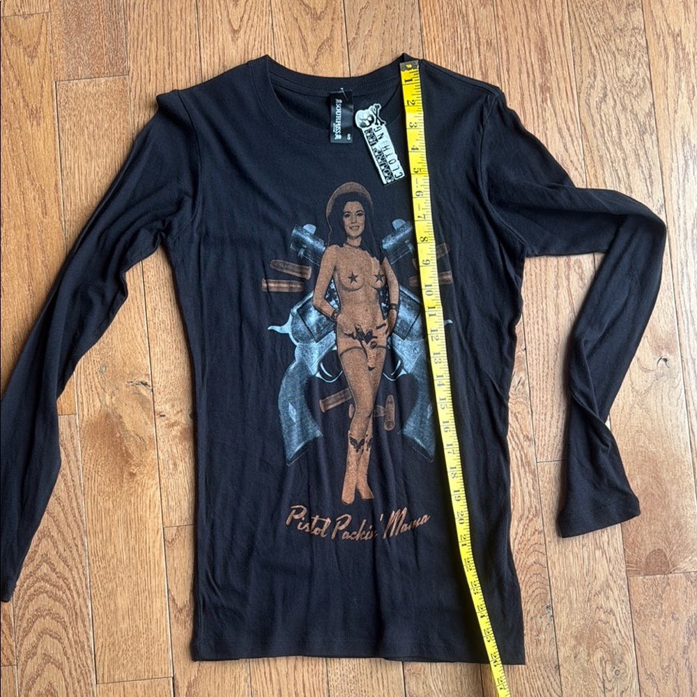 Sourpuss Long Sleeve Pistol Packin’ Mama - Picture 4 of 6
